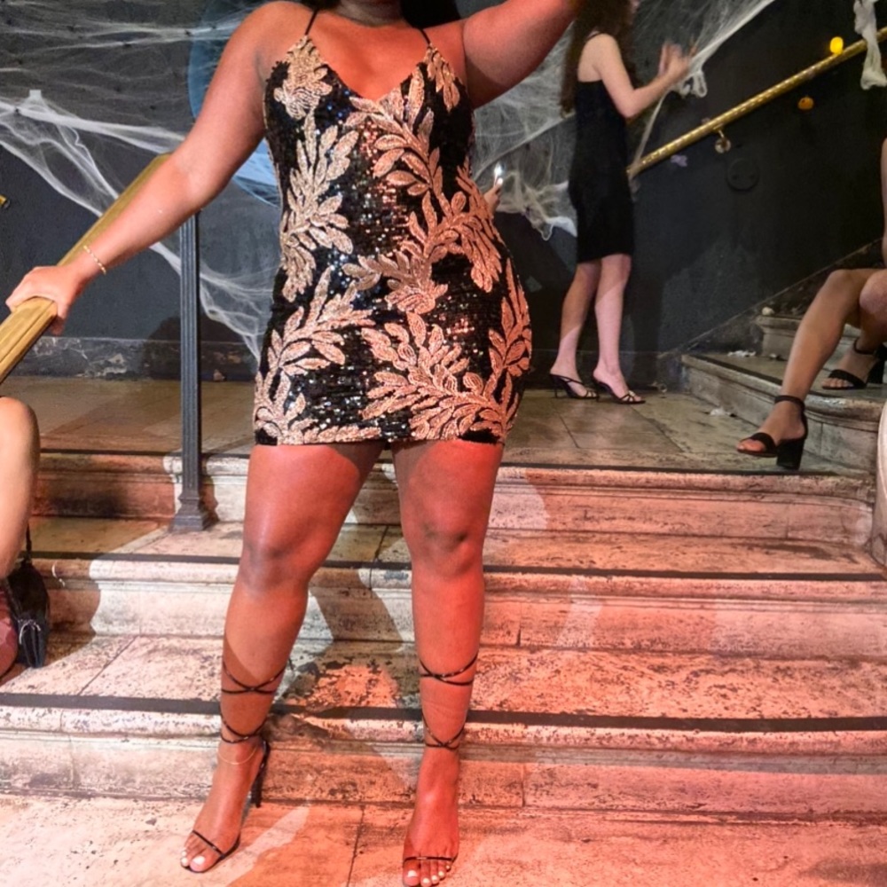 Curve Hugging Sequin Dress - Picture 1 of 7